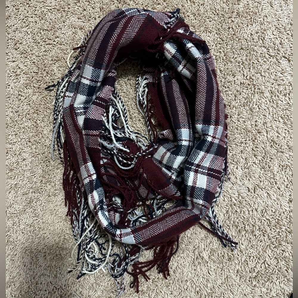 Infinity scarf